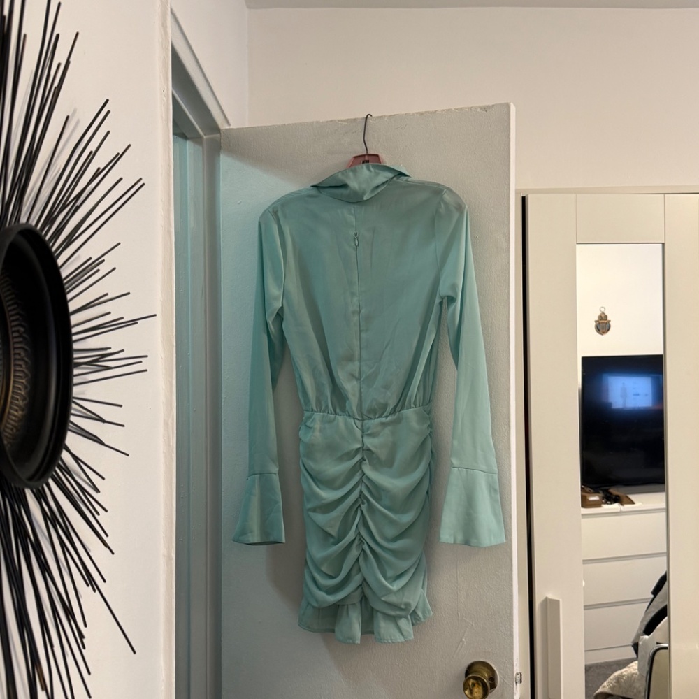 Superdown Danijela Mini Dress in Sage XXS - Picture 4 of 9